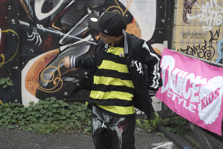 09813e.jpg