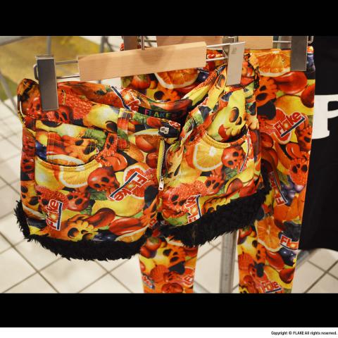 MAD FRUIT HOT PANTS