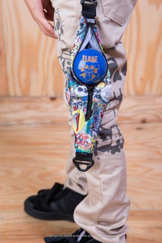 FLAKE × HOLDTUBE BOTTLE CASE