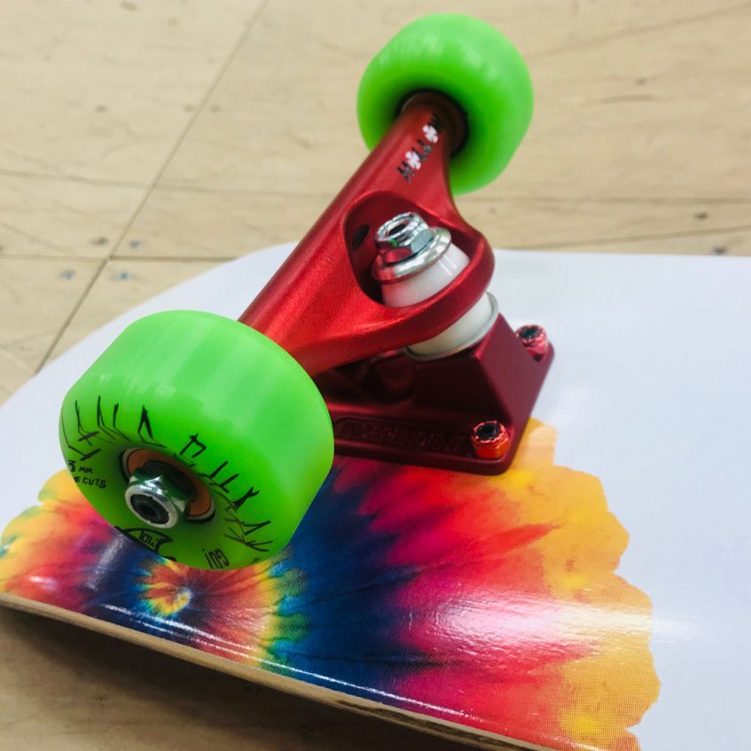 FLAKE 湘南 SKATE GARAGE STORE – FLAKE